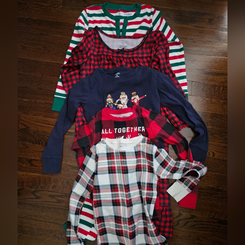 5 pairs holiday/Christmas kids pajamas size 8